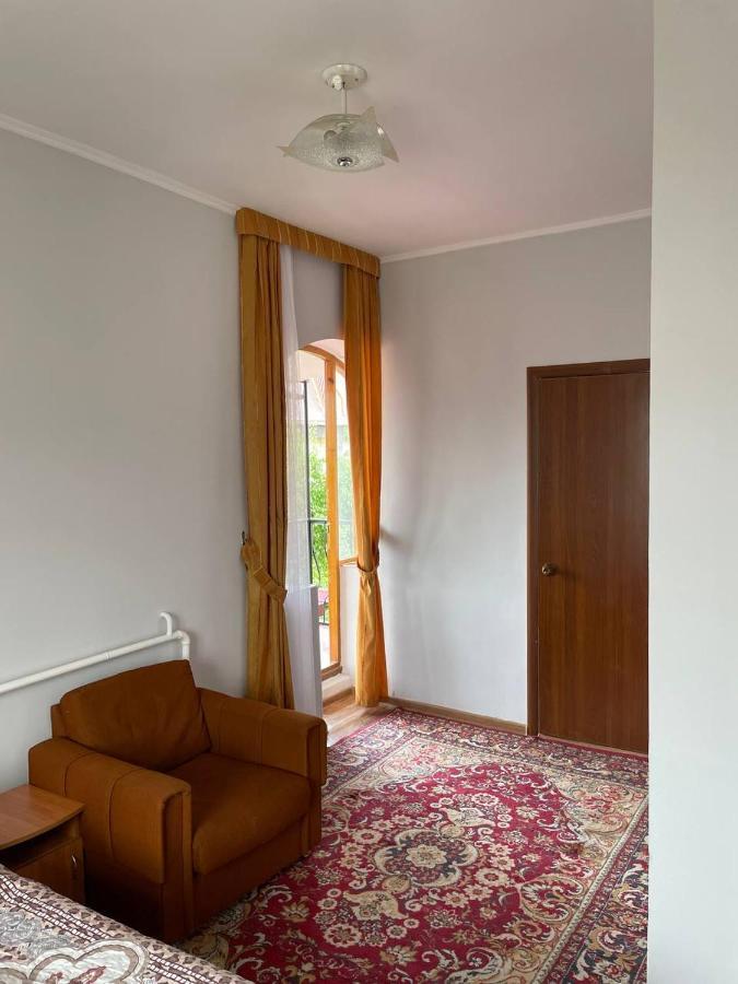 Guest House Visit Çolpan Ata Dış mekan fotoğraf